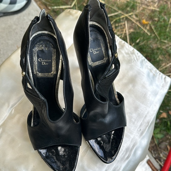 Classic Christian Dior Booties - Picture 2 of 8